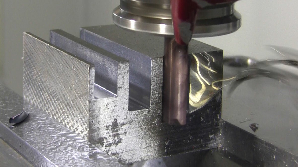 Chips evacuated during z-carb hpr machining metal