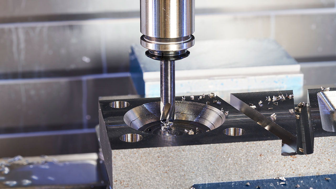 KYOCERA SGS Hi-Per Feed MS high-feed end mill machining a circular pocket